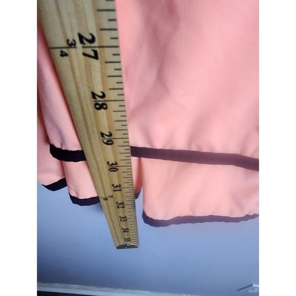 Livi Active lightweight hooded 1/4 zip vest sz 26/28 kangaroo pocket sleeveless - Picture 9 of 9